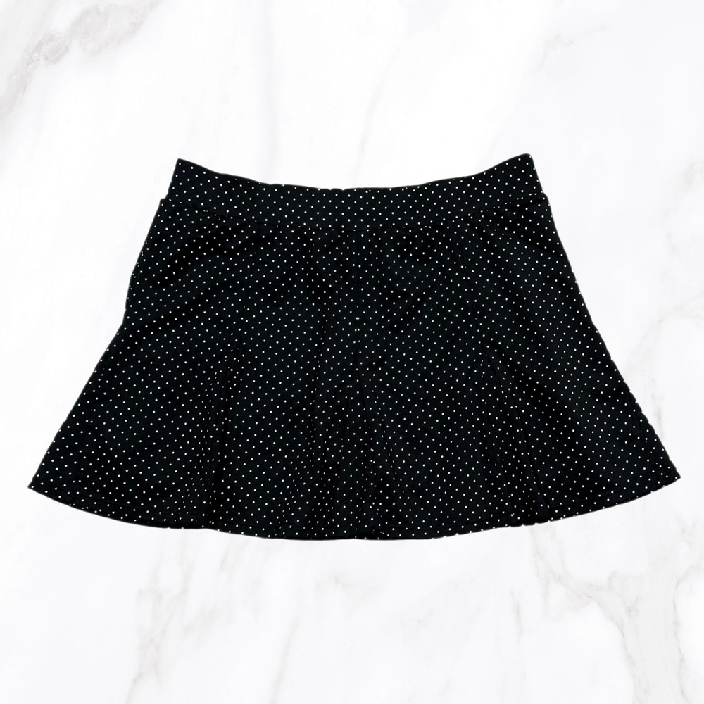 Tail Women’s Black Polka Dot Tennis/Golf Mini‎ Skort, Size M